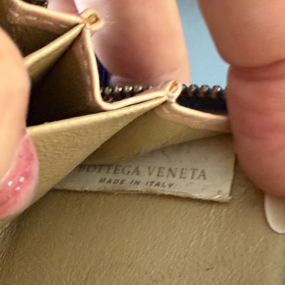 Bottega Veneta Compact Zip Wallet - Picture 7 of 7